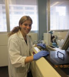 Sierra working at Mount Sinai Hospital in Histology